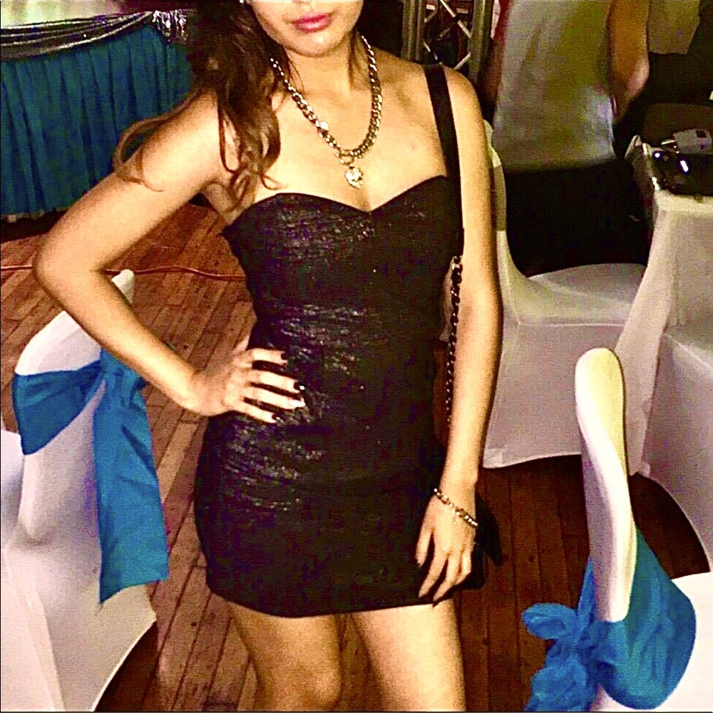 Ladies pocket zipper dress